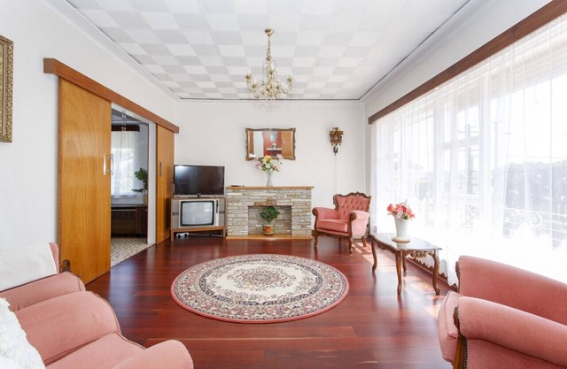 Villa Fiore- South Fremantle Retro Style