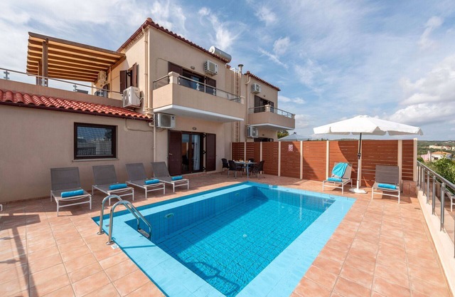Villa Flora - Pýrgos Psilonérou ,Crete