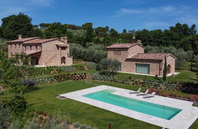 Villa Fonte Ripa in Tuscany by Fantasia Villas