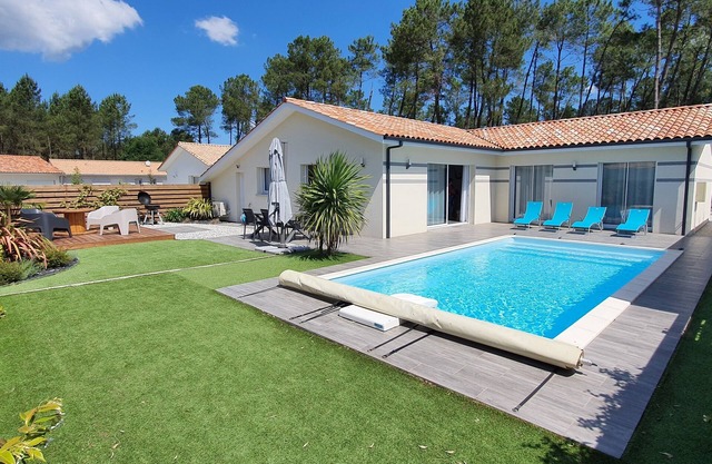 Villa 08 personas con piscina privada climatizada clasificada 4 estrellas