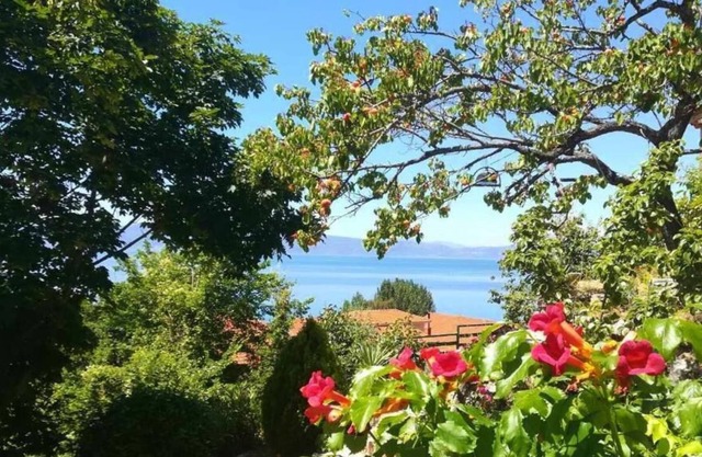 Villa Forest Paradise (vistas impresionantes sobre el lago)