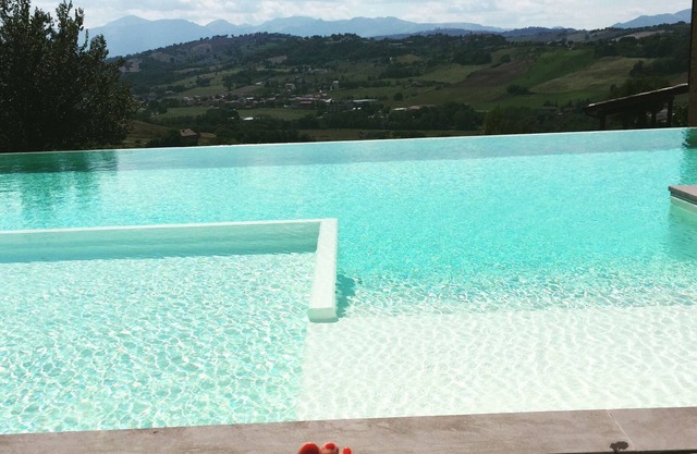 Villa, antigua casa señorial, en las colinas de Marche, ideal para relajarse