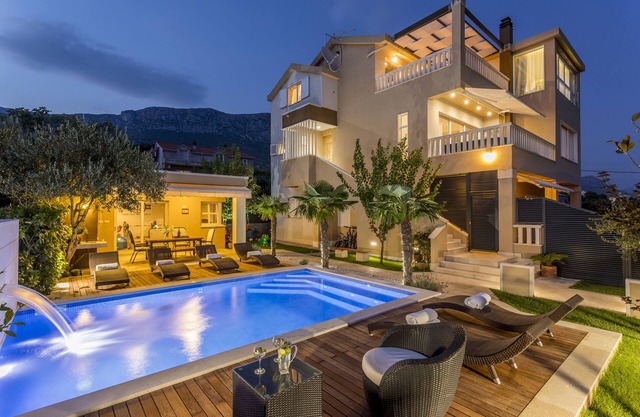 Villa Fox Exclusive - PISCINA CLIMATIZADA, VISTA AL MAR, GIMNASIO Y BARBACOA