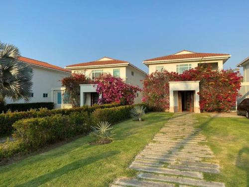 Villa frente al mar con piscina privada a las afuera de Cartagena