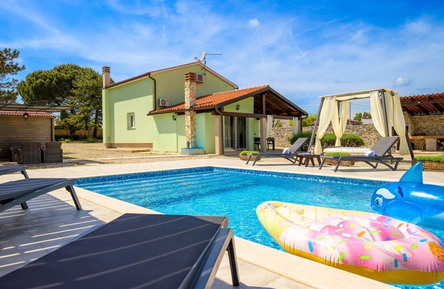 Villa Frida (Istria - Čabrunići)