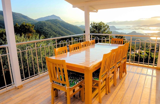 Villa Gökbel 4 Bedroom with Private Pool