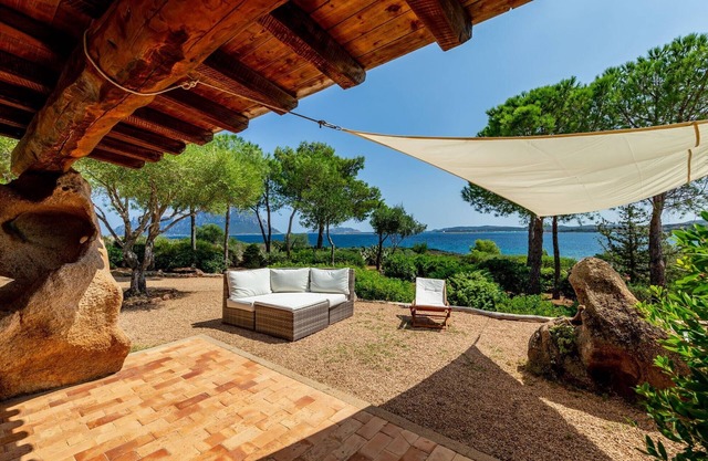 Villa Gaviel, villa con acceso al mar.