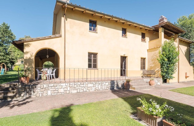 Villa Ginestraio 14, Emma Villas