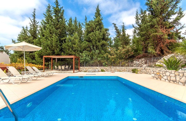 Villa en Ágios Pávlos con 6 habitaciones, capacidad 11