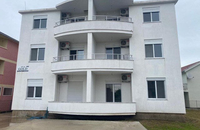 Villa Gold
