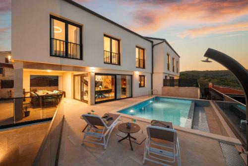 Villa Hillside