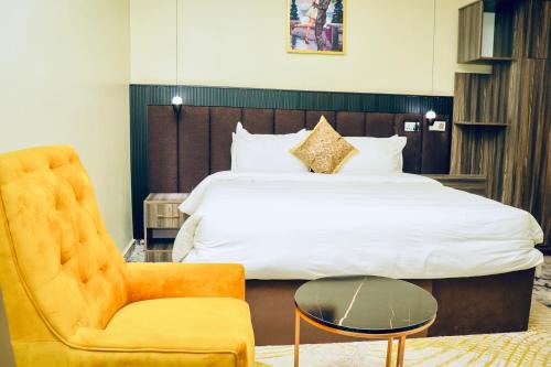 Villa Hotel Asokoro, close to ECOWAS, and Force Hq