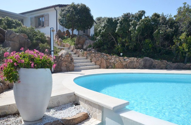 ¡Villa & Casa - Piscina privada - Bellísima vista mar - 3 dormitorios - 3 baños!