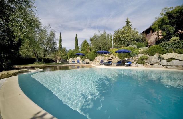 Villa en Montopoli con 5 habitaciones, capacidad 9