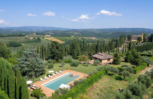 Villa I Levrieri 8, Emma Villas
