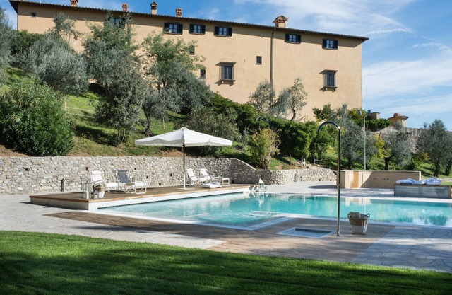 Villa Il Cerretino Toscana piscina de lujo campo Florencia