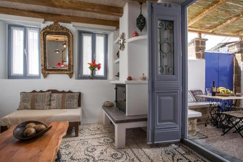 Villa Ilios - Traditional home