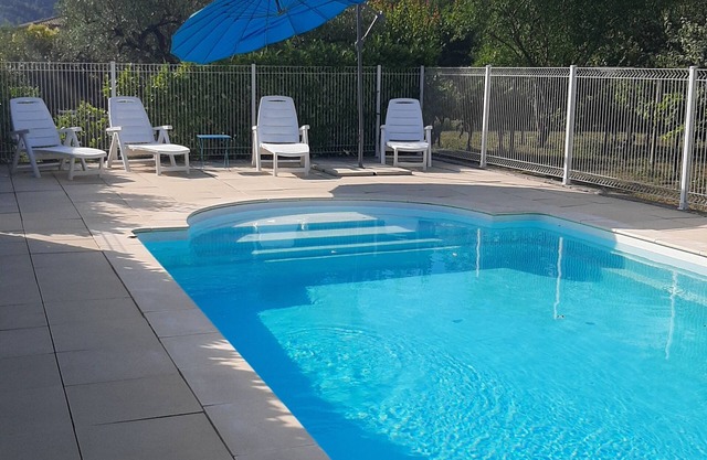 Amplia villa provenzal, con piscina