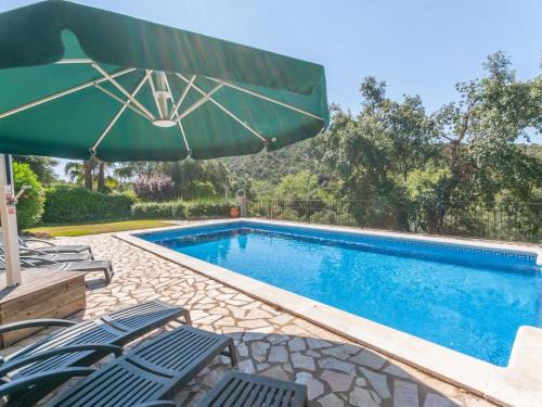 Villa in Calonge with Pool and Mountain Views