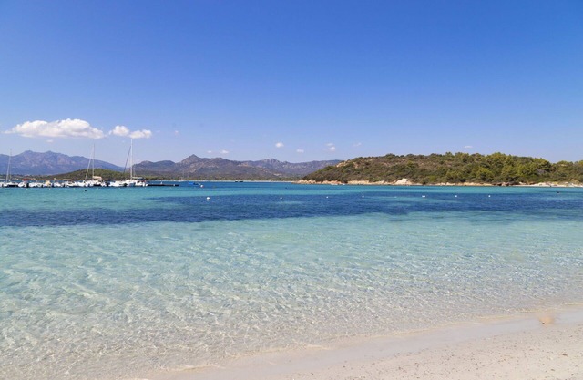 Villa in Capo Coda Cavallo with 6 bedrooms sleeps 12