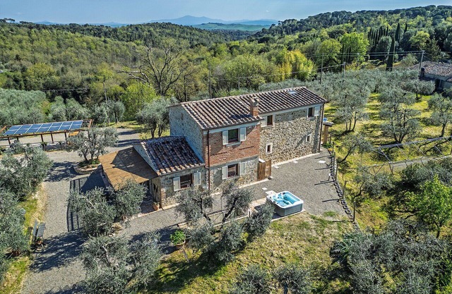 Villa en Castell'in Villa con 4 habitaciones, capacidad 8