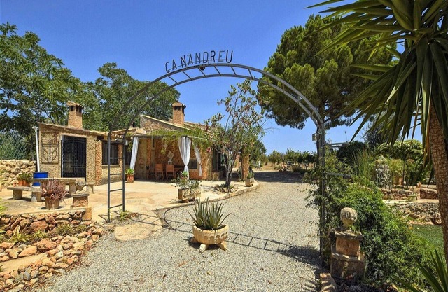 Villa en Mallorca con Piscina y Montañas