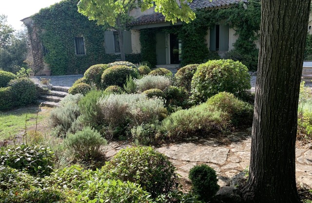 Villa de Trecasteu, Goult