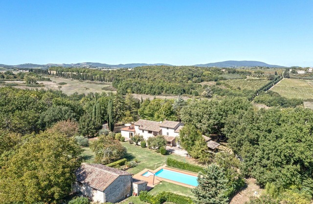 Villa en Le Grazie con 7 habitaciones, capacidad 14