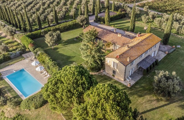 Villa en Magliano In Toscana con 8 habitaciones, capacidad 17