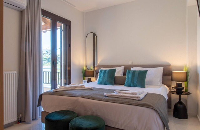 Villa en Sfakaki con piscina y playa