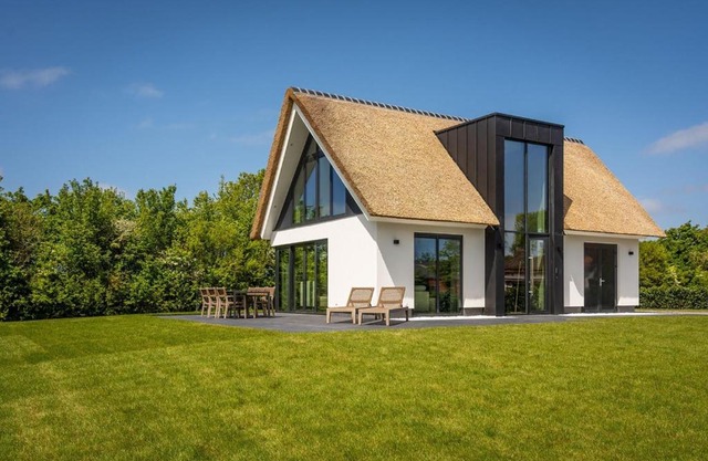 Villa in Texel near Wadden Sea Lighthouse
