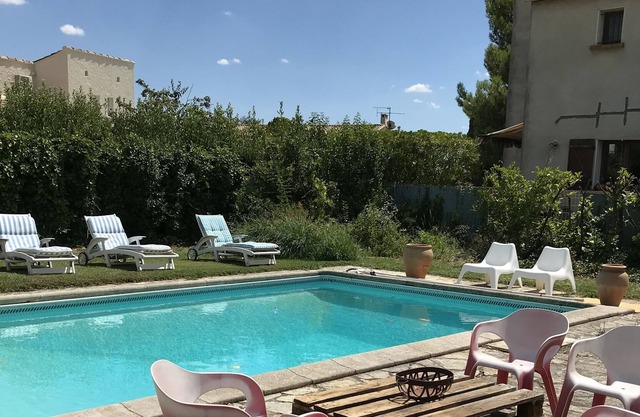Villa in the countryside with swimming pool
