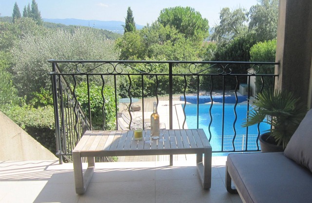 Villa en el corazón de Eguilles, vista excepcional, piscina, a 10 min de Aix en Provence