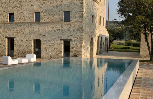Villa en Treia con 5 habitaciones, capacidad 11