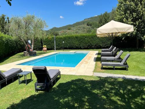 Villa in Tuscany with Private Pool & Views, cleaning included