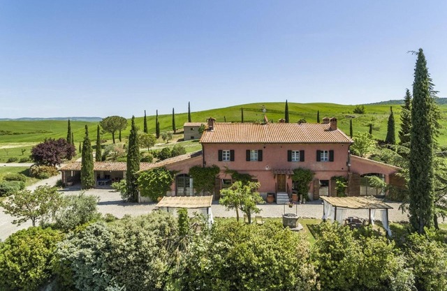 Villa en Val D'Orcia con Piscina y Vistas