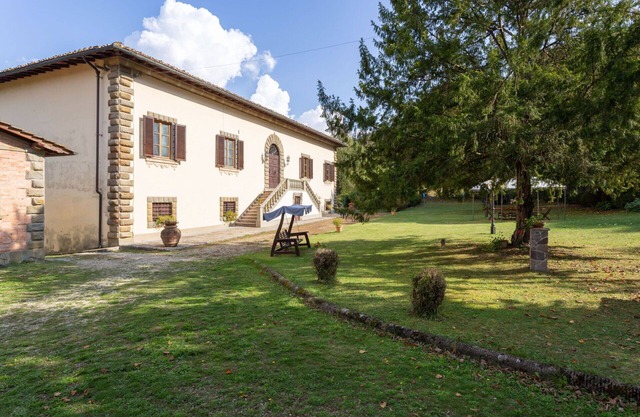 Villa en Vicchio con 10 habitaciones, capacidad 20