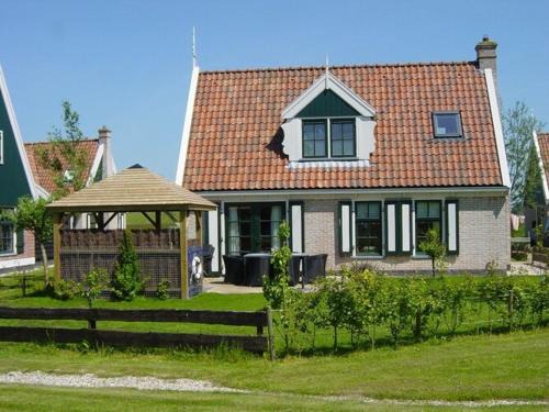 Villa in Wieringer near Hot Tub