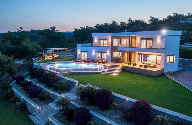 Villa Indira