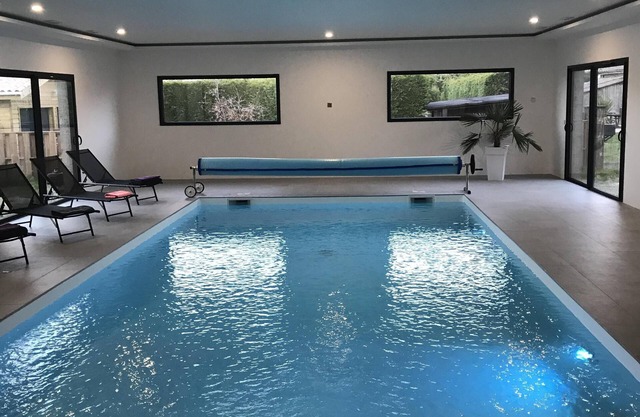 Villa piscina cubierta a las puertas de la bahía de Arcachon