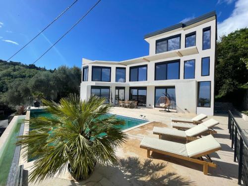 Villa Infinity Bar Montenegro