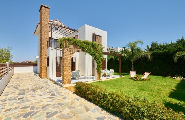 Villa Ionion Gardens by Ezoria