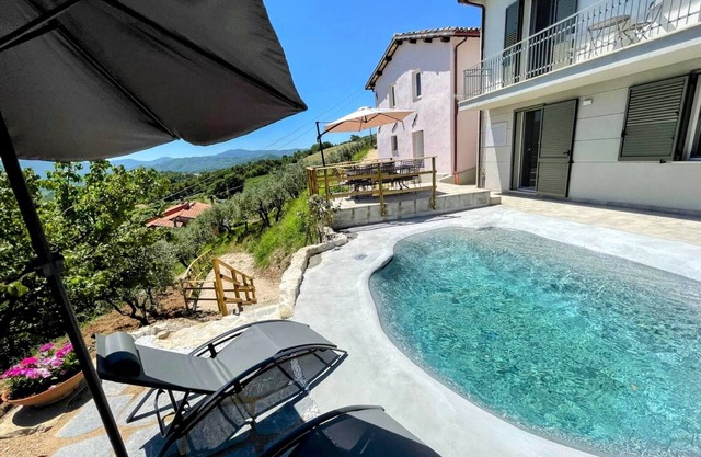 villa ipnotica - vistas panorámicas y piscina exquisita - capacidad para 7 perso