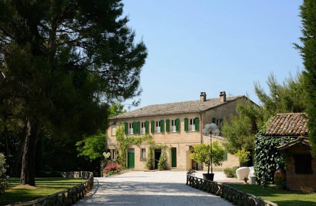 VILLA DEL TOMBOLO - VILLA DEL TOMBOLO VILLA + CASOLARE
