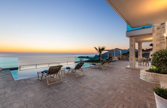 Villa Levanda, increíble vista al mar y al atardecer, muy cerca de la playa