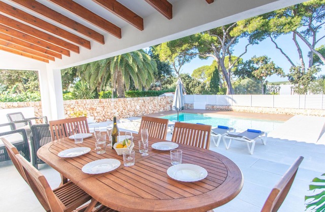 Villa Jomar Cala Galdana pisicina privada,aire ,WiFi cerca playa by Sonne Villas