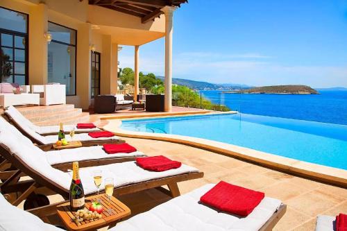 Villa Juan Carlos