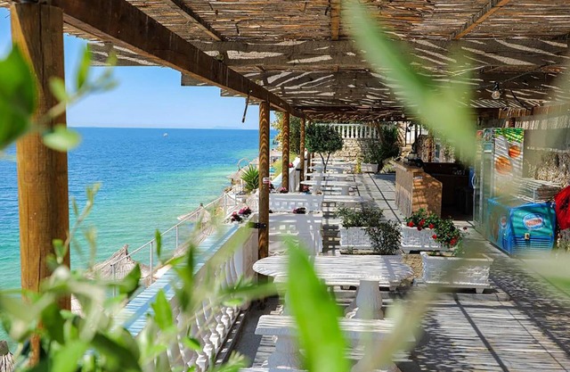 Villa Juna Beach