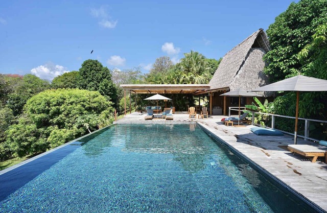 Villa Jungle at Calamocha | Pool, Breakfast, King