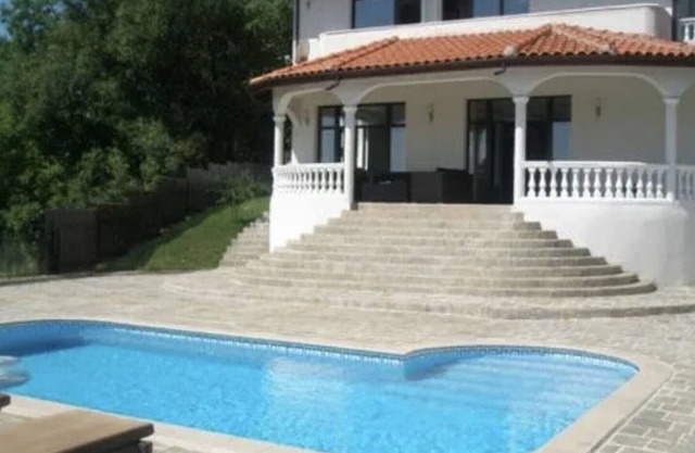 Villa Kalimantsi - para unas vacaciones exitosas en la Riviera búlgara / Mar Negro